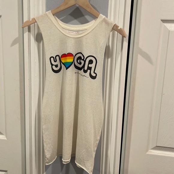 SPIRITUAL GANGSTER PRIDE YOGA 🧘‍♀️ TANK RAINBOW 🌈 HEART 💜 - Picture 2 of 4